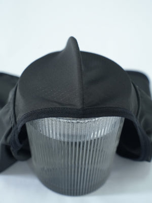 Close-up details of the silk cycling headband - quick-drying and sweat-wicking function